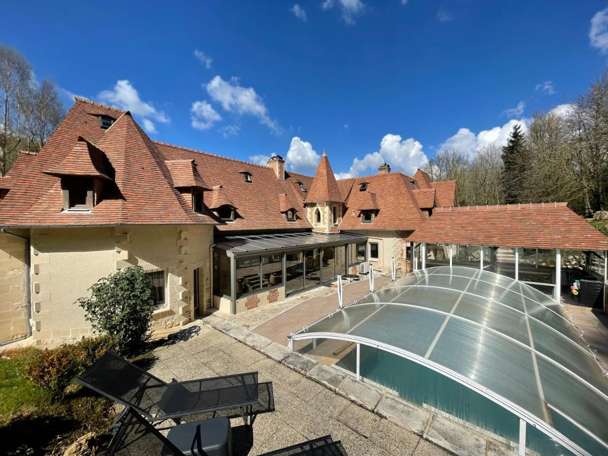Le Prieure Des Fontaines Hotell Les Preaux Eksteriør bilde