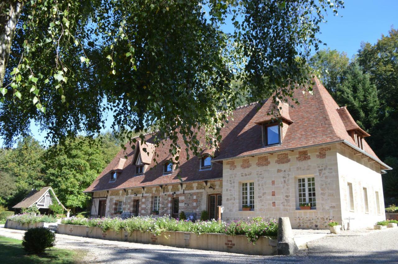 Le Prieure Des Fontaines Hotell Les Preaux Eksteriør bilde